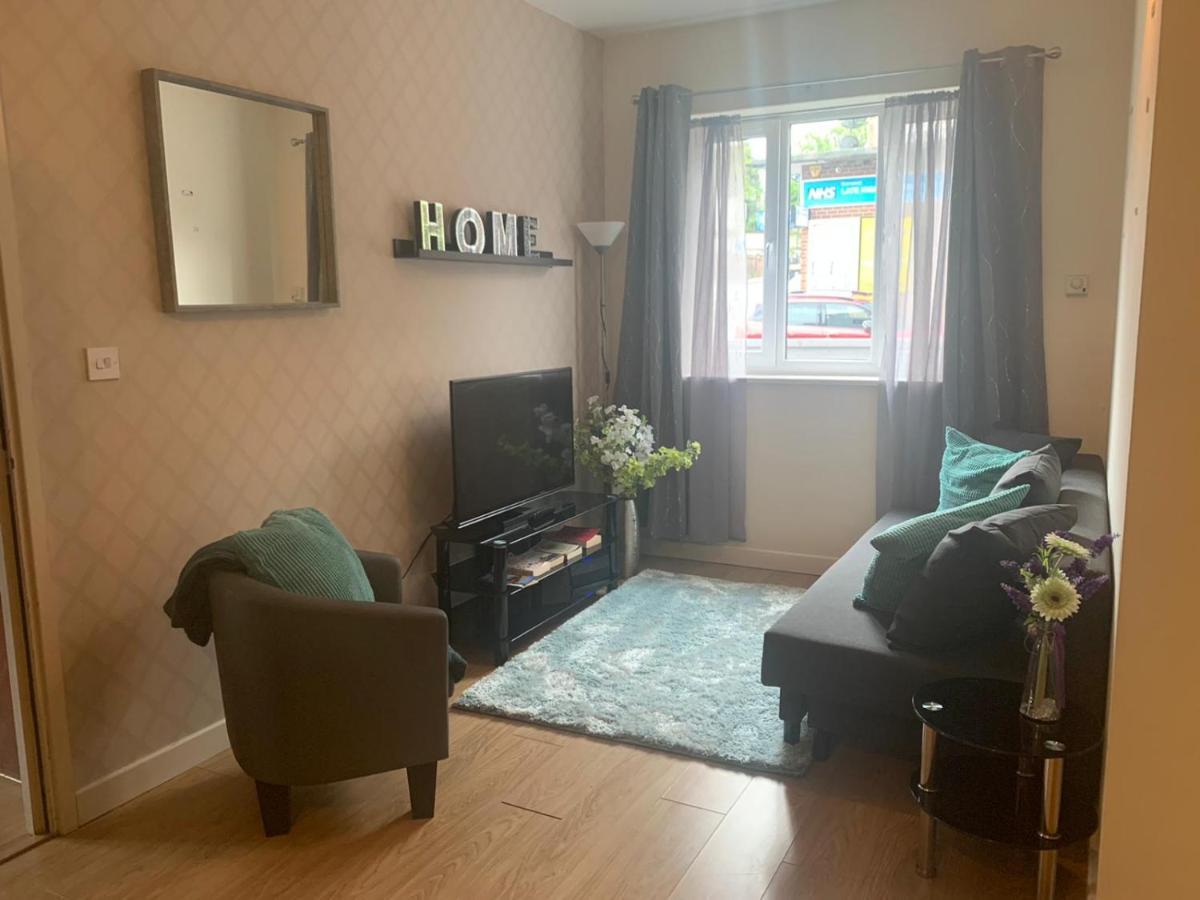 Absolute Stays In Sherwood- Nottingham Castle- Capital Fm Arena Nottingham- Contractors-Free Wifi- Free Parking- Long And Short Stays- Families-East Midlands Airport-Trent Bridge-Actors-Aria Court- Mansfield Luaran gambar